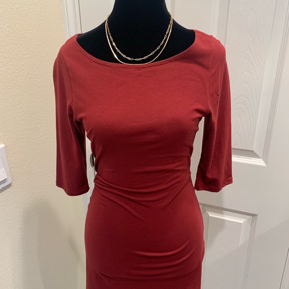 Red, mid sleeve mini dress. - Picture 4 of 5
